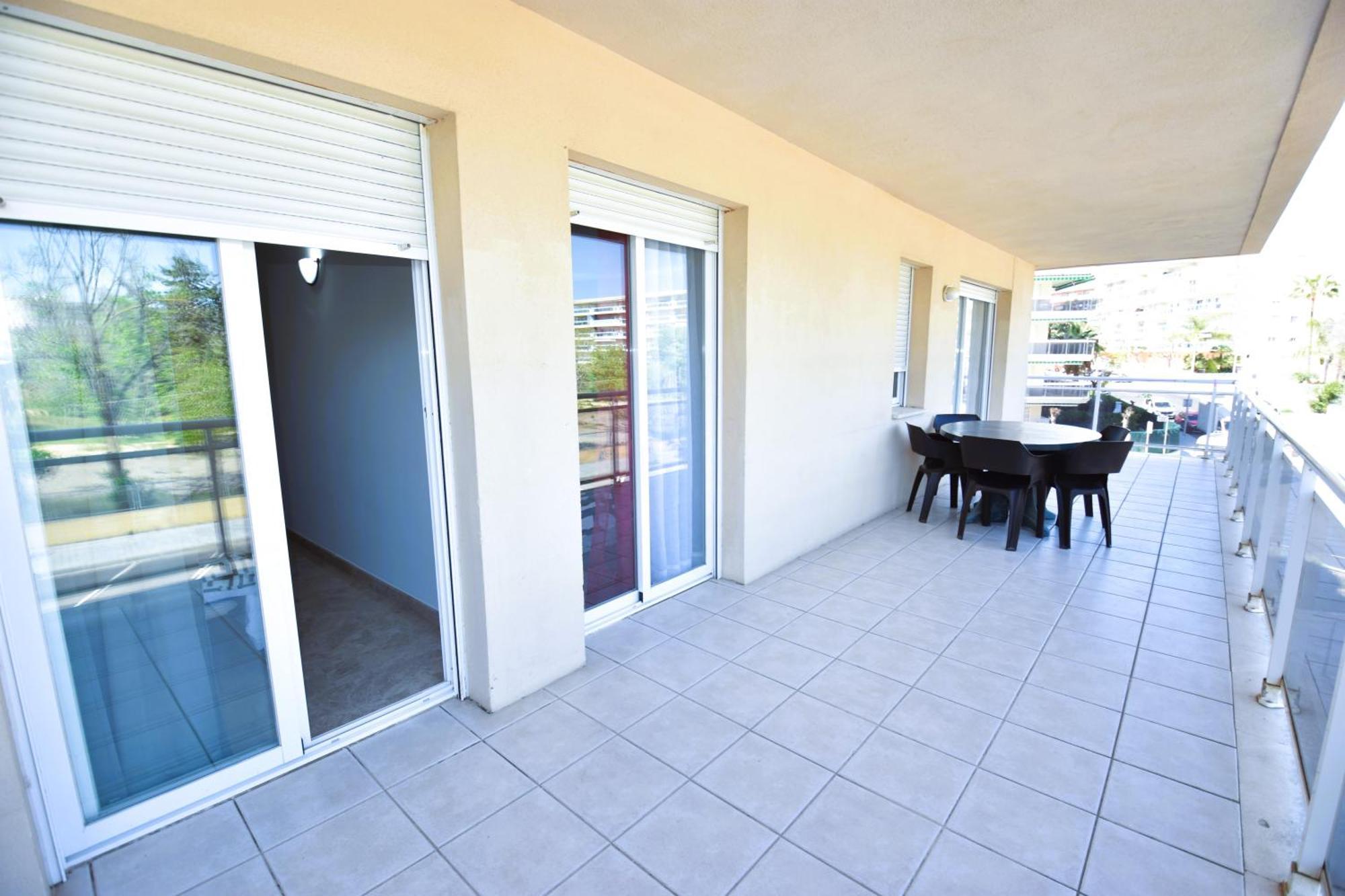 Apartment Ventura Park C- 3 *